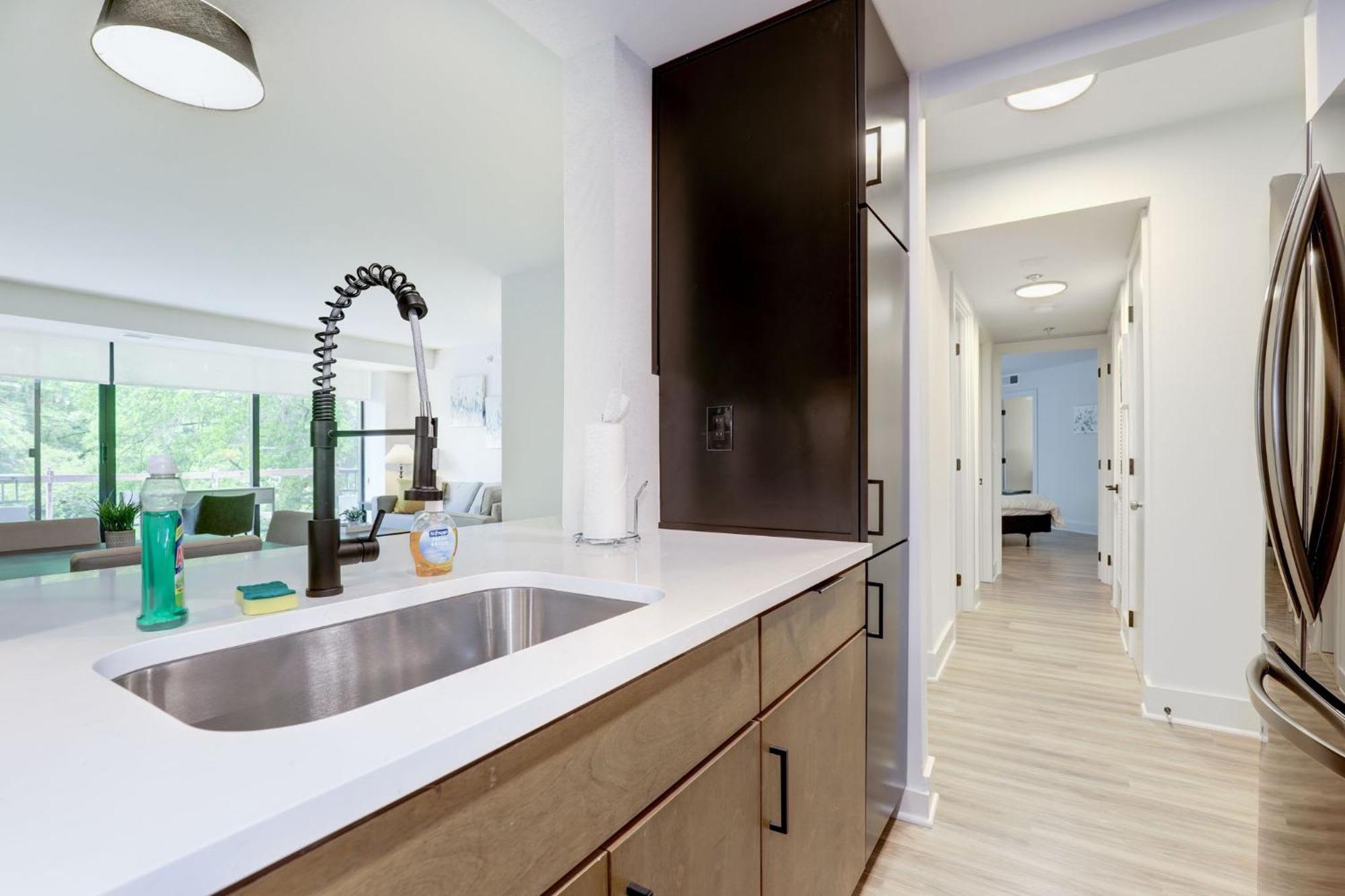 2Br Executive Apartment With Spacious Layout Arlington Esterno foto