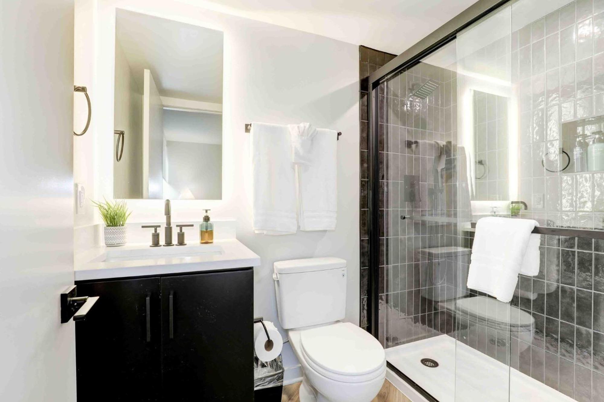 2Br Executive Apartment With Spacious Layout Arlington Esterno foto