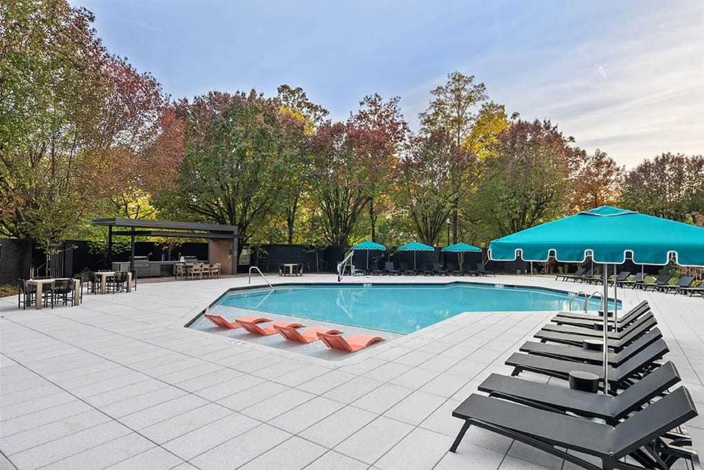 2Br Executive Apartment With Spacious Layout Arlington Esterno foto